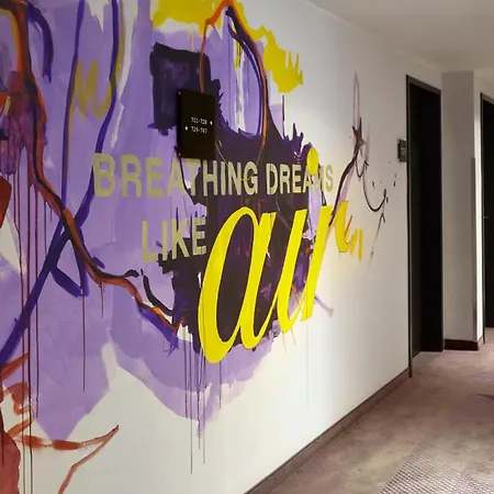 - The Niu, Air Frankfurt Messe By Ihg Hotell 3*