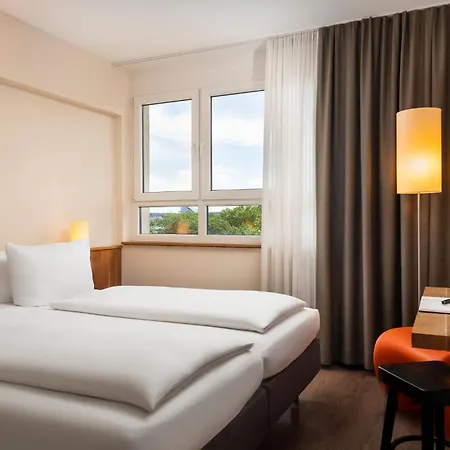 Mainhaus Stadthotel Frankfurt Otel 4*