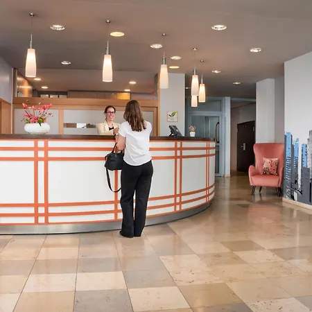 Mainhaus Stadthotel Frankfurt Otel 4*