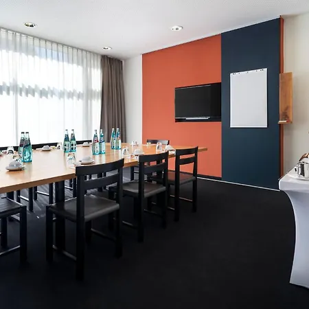 Mainhaus Stadthotel Frankfurt Otel 4*