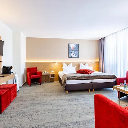 Otel Maingau