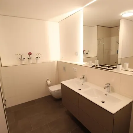 Close To Fair, Main Station And Airport Frankfurt am Main