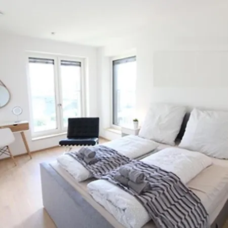 Apartment Close To Fair, Main Station And Airport *