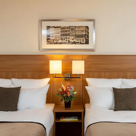 Leonardo Royal Frankfurt Otel