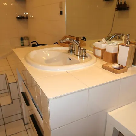 Apartment Schoener Altbau In Sachsenhausen 20 Min Zur Messe *