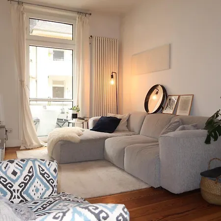 Apartment Schoener Altbau In Sachsenhausen 20 Min Zur Messe Frankfurt am Main