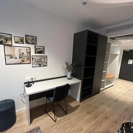 Aparthotel Maseven Frankfurt Messe