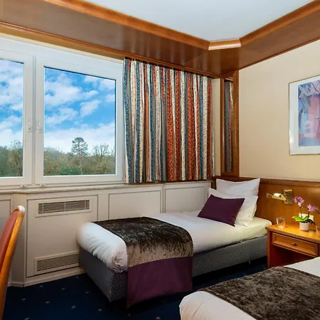 Leonardo Frankfurt South Отель 4*