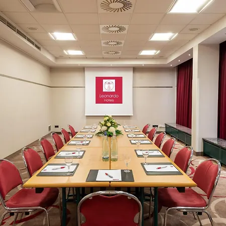 Hotell Leonardo Frankfurt South 4*