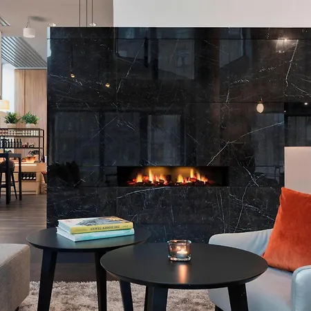 Hotel By Marriott Frankfurt Center
