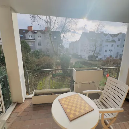 Modern Moeblierte In Zentraler Lage *
