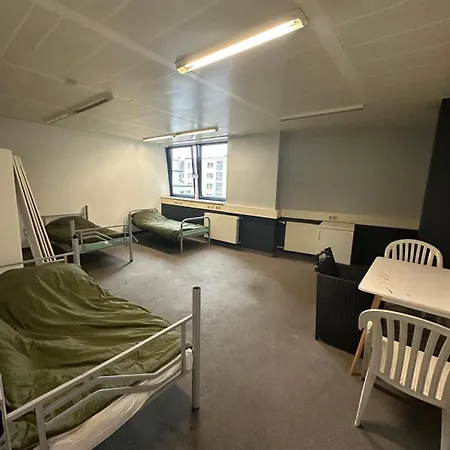 Hostel Go *