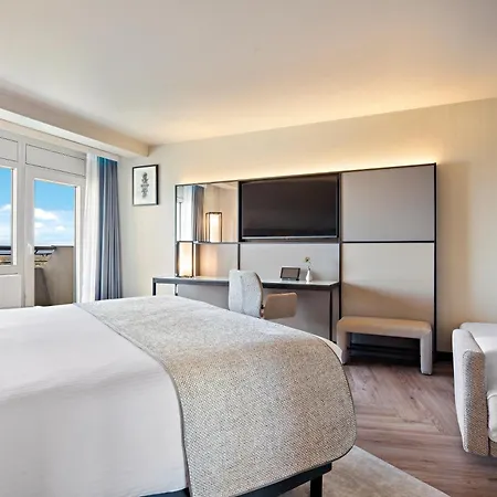 Otel Leonardo Royal Frankfurt 4*