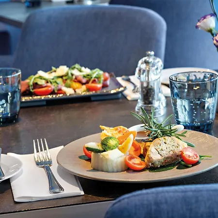 Otel Leonardo Royal Frankfurt 4*