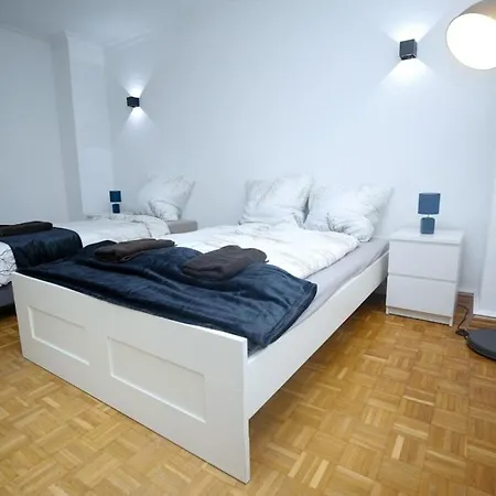 Business & Travel 150m, 15 Min Messe Apartamento