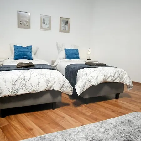 Business & Travel 150m, 15 Min Messe Apartamento