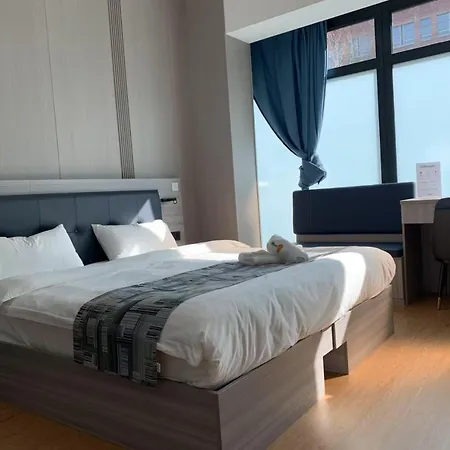 Hotel Mooncity & Boardinghouse Frankfurt am Main