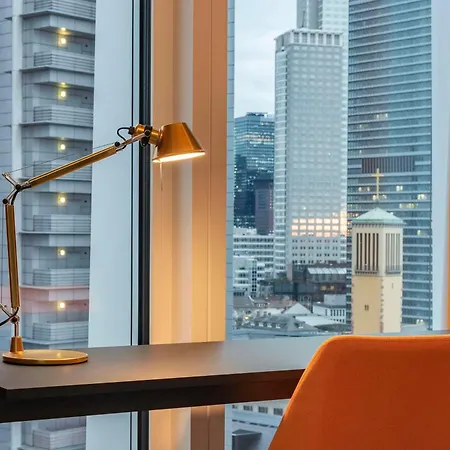 ホテル Nhow Frankfurt 4*