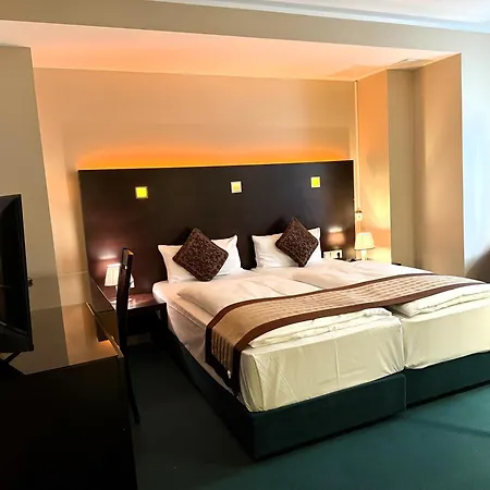Lumiere An Der Messe Otel 4*