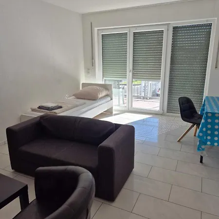 Seckbach Guest house *