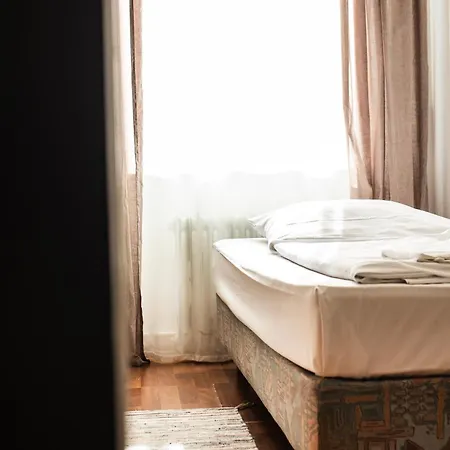מלון Ento Hotelwestend 5*