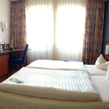 Miramar Am Roemer 3* Φραγκφούρτη