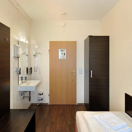 Fair Frankfurt - Europaallee Messe Hotell