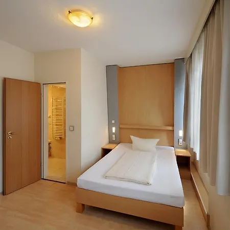 Hotell Fair Frankfurt - Europaallee Messe