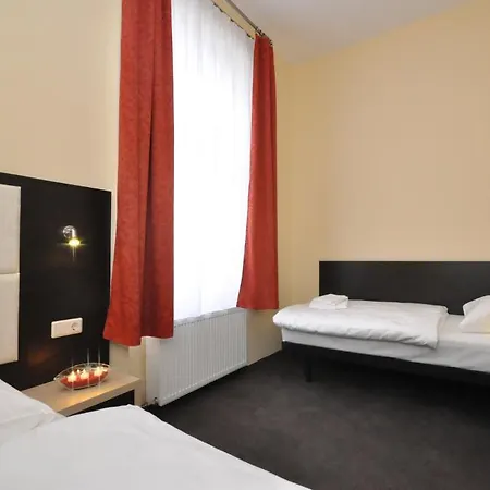 Bova 3* Frankfurt nad Mohanem