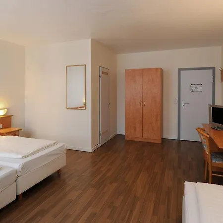 Hotell Fair Frankfurt - Europaallee Messe 3*