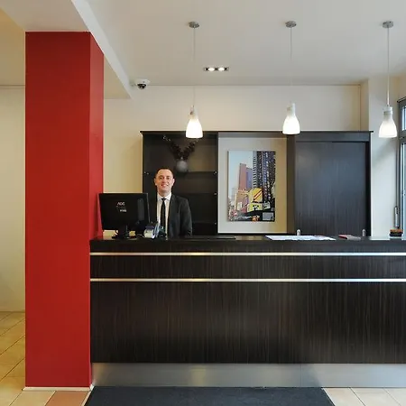 Hotell Fair Frankfurt - Europaallee Messe 3*