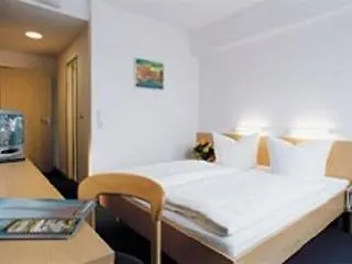 Mainhaus Stadthotel Frankfurt Otel 4*
