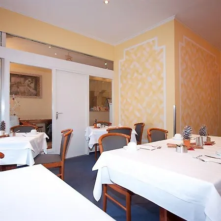 Falk Hotell
