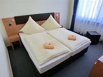 展会酒店 酒店 3*