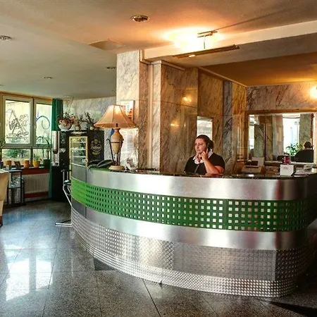 호텔 Luxor 3*