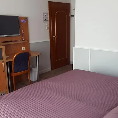 Aparthotel Niederrad - Self Check In Frankfurt am Main