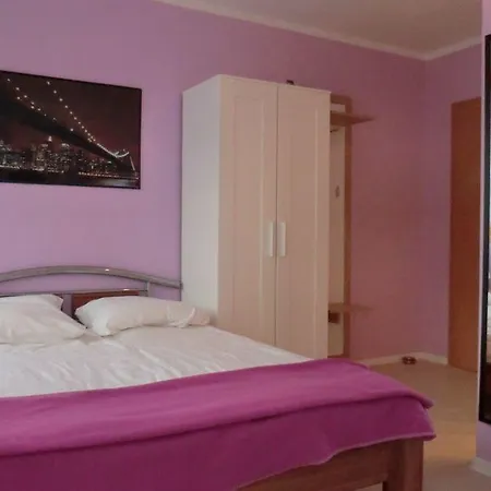 Отель Gaestezimmer Vogelsberg Freiensteinau