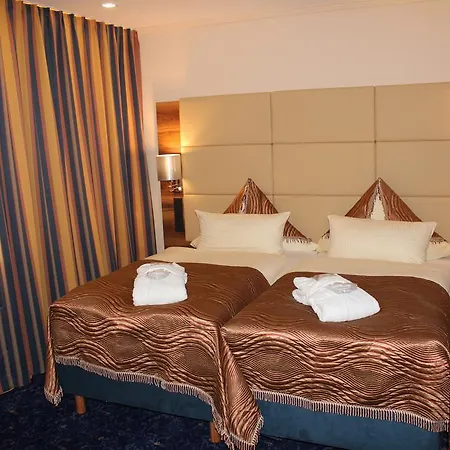 Hotel Grand Empire 4*