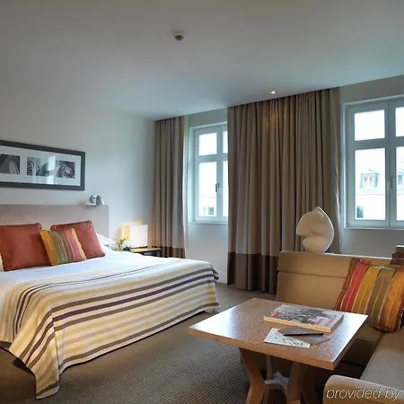 Rocco Kennedy 5* Frankfurt nad Mohanem