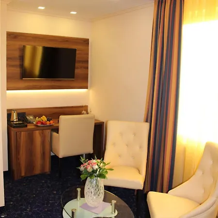 Grand Empire Hotel