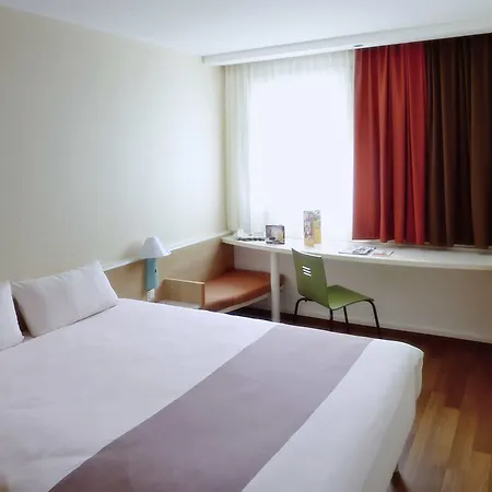 Ibis Frankfurt Messe West Frankfurt nad Menem