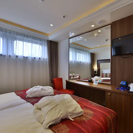 Faircruise Business Hotelship Frankfurt Otel 3*
