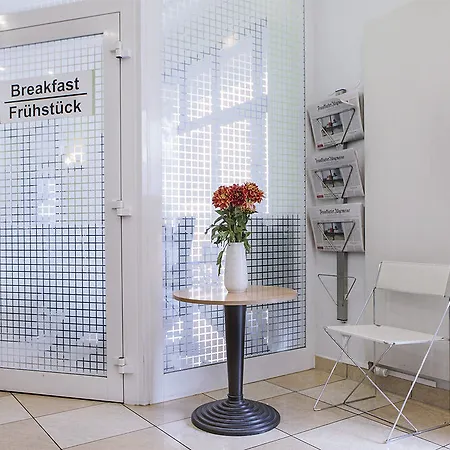 Comfort Frankfurt Station 3* Франкфурт-на-Майне