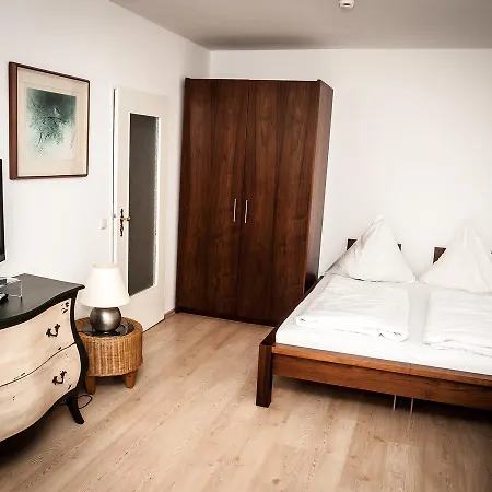 Frankstays Aparthotel 3*