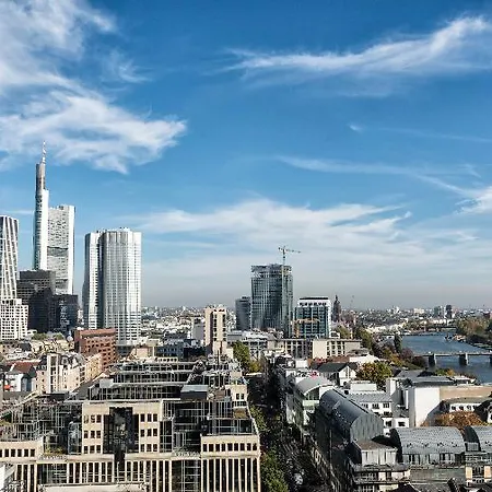 Otel Scandic Frankfurt Museumsufer 4*