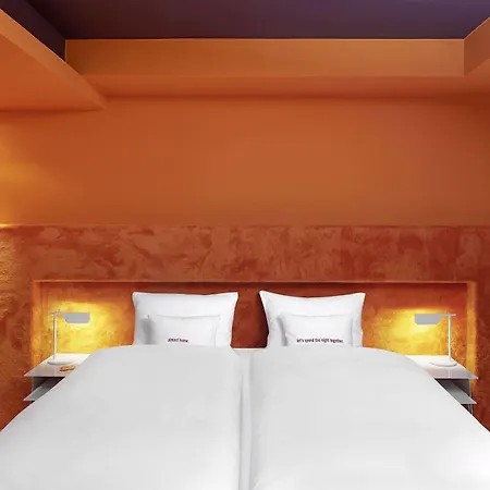 מלון 25hours The Goldman 4*