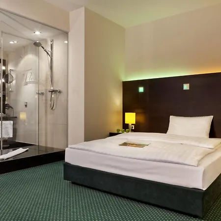 Lumiere An Der Messe Otel