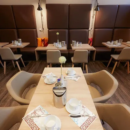 Szálloda Manhattan 4*