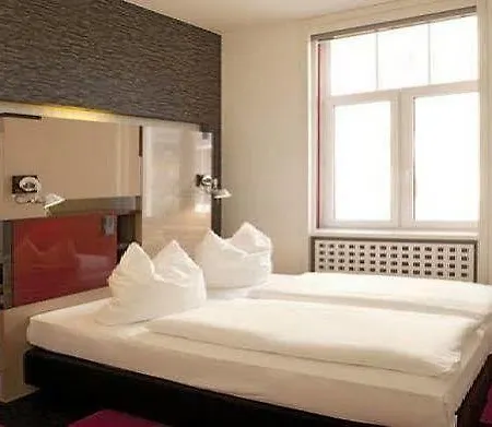 Hotel Cristall - Frankfurt Frankfurt am Main