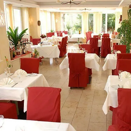 Klein Frankfurt Hotel 3*